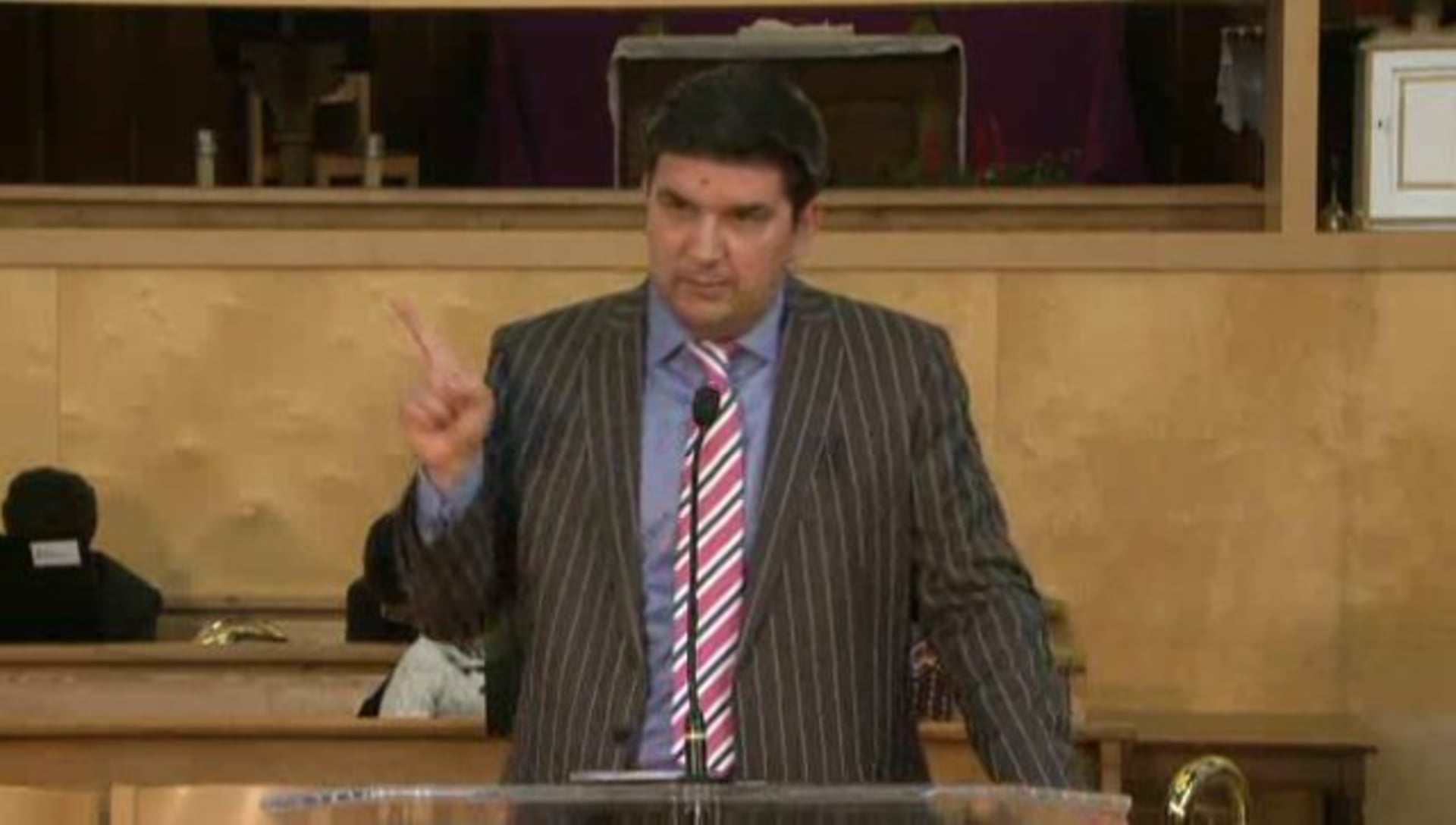 08 Dec 2012: Surpriza finala – Sorin Petrof